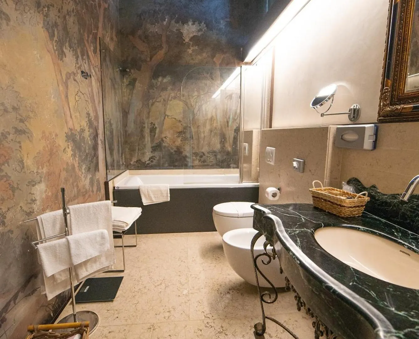 Отель Relais Castello Бевилаккуа